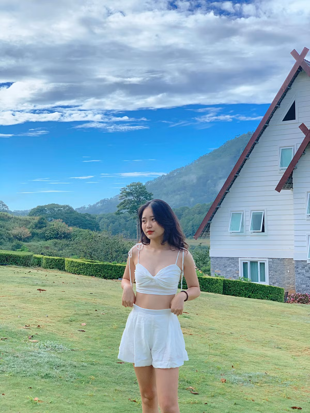 Cô nàng 14 tuổi cũng cho biết chưa có ý định dấn thân vào showbiz.