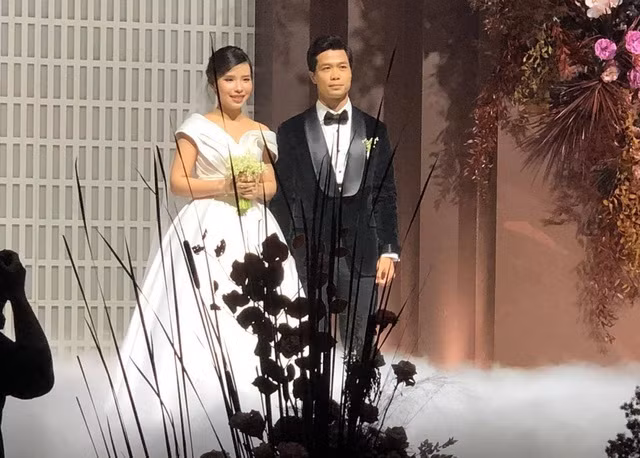 Cư dân mạng đang vô cùng háo hức trước ngày trọng đại của cặp đôi Công Phượng - Viên Minh. Ảnh: Sưu tầm