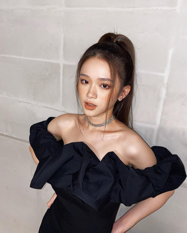 Từng biết đến là hot teen với loạt thị phi về phát ngôn gây sốc cách đây khá lâu, Linh Ka của hiện tại đang lựa chọn cuộc sống của một cô gái trưởng thành hơn.