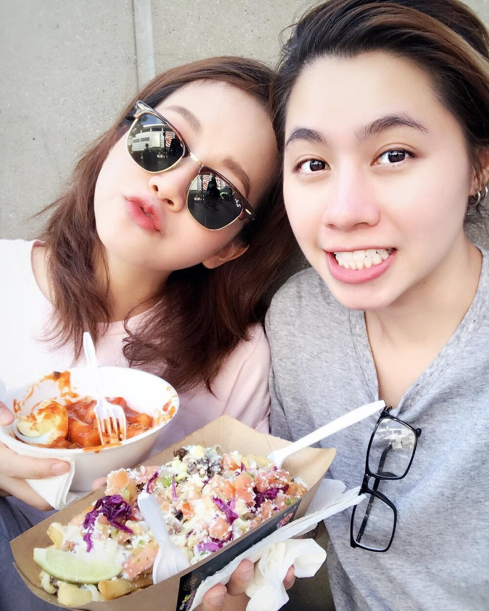 Hiện tại trên Instagram của mình, Alexandra Nguyễn cũng không theo dõi An Nguy mà chỉ follow duy nhất tài khoản được cho là của em bé.