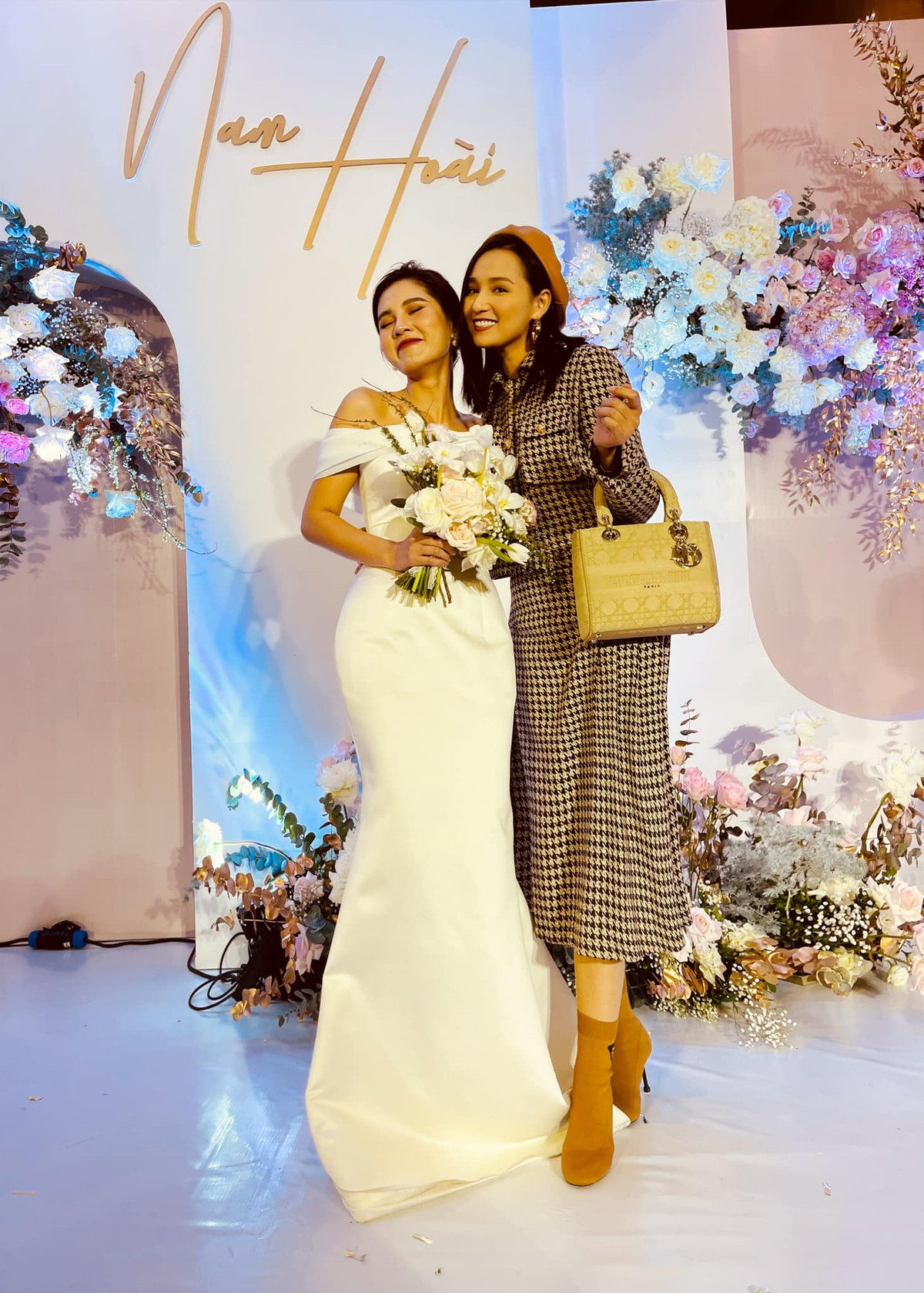 Nữ diễn viên Lã Thanh Huyền cũng gây sự chú ý nhờ vào nhan sắc trẻ trung. Ảnh: Lã Thanh Huyền