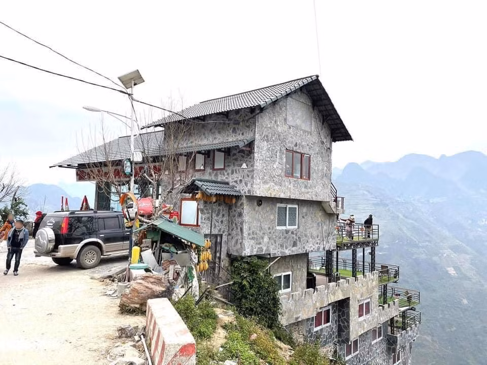 Đây được xem là nơi để mọi người nghỉ ngơi và dừng chân khi tới Mã Pí Lèng. Ảnh: FB Đ.N.Q