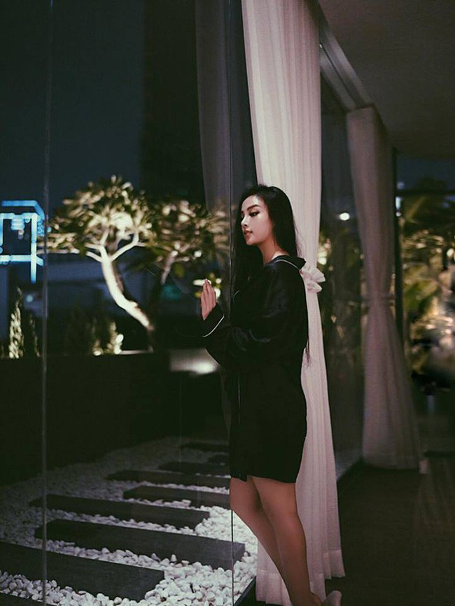 Cộng đồng mạng nhiều lần “choáng váng” trước gia tài đáng nể của gia đình chồng Huyền Baby.