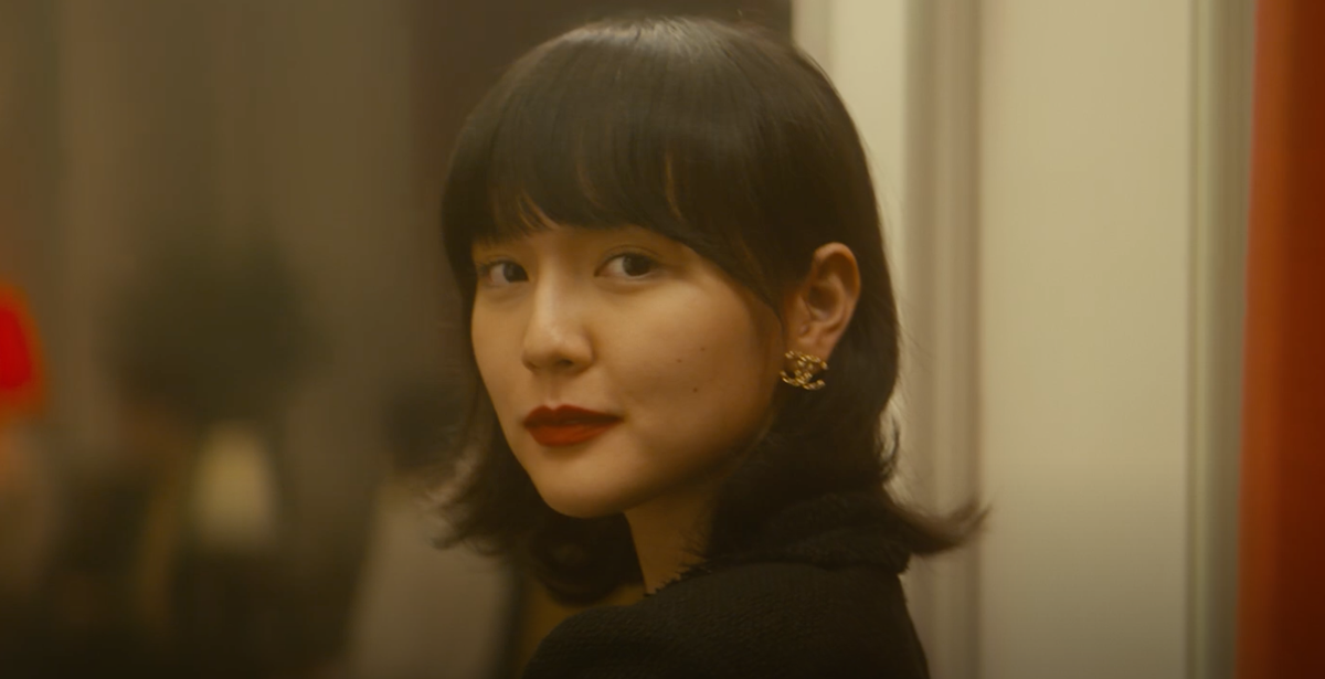 Debut với vai diễn trong MV của chủ tịch, hot girl Hải Tú ghi điểm với nhan sắc ngọt ngào, thanh thuần cùng nụ cười sáng. Ảnh: Chụp màn hình