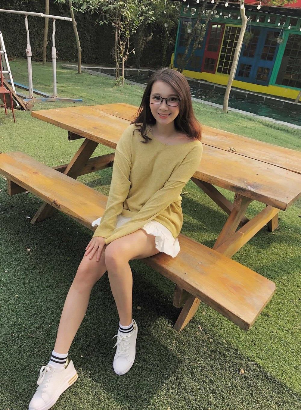 Và mới đây nhất, người đẹp quê Tuyên Quang này đã tổ chức lễ cưới, lên xe hoa về nhà chồng.