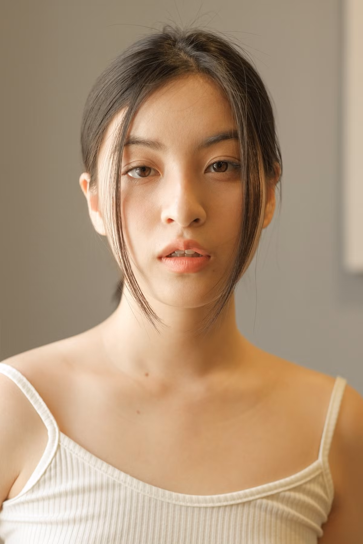 Nguyễn Lâm Thảo Tâm (sinh năm 2000) là gương mặt đã khá quen thuộc với giới trẻ, sau bộ phim Mắt Biếc của đạo diễn Victor Vũ, hot girl này ngày càng nổi bật hơn trong dàn diễn viên trẻ triển vọng.