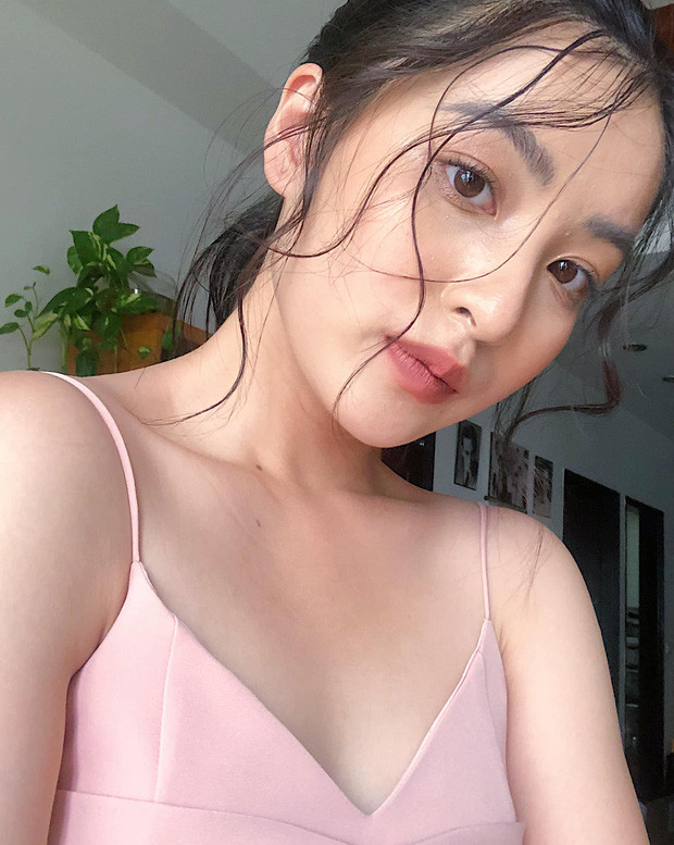 Không thể phủ nhận được rằng dù là lên sóng hay ở ngoài đời thực, nhan sắc của Thảo Tâm vẫn cực kỳ nổi bật.