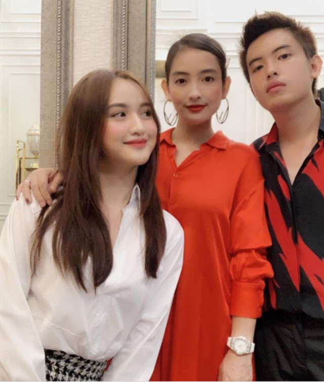 Không chỉ sở hữu nhan sắc "một chín một mười", Mai Tây còn rất thân thiết với mẹ của bạn trai.