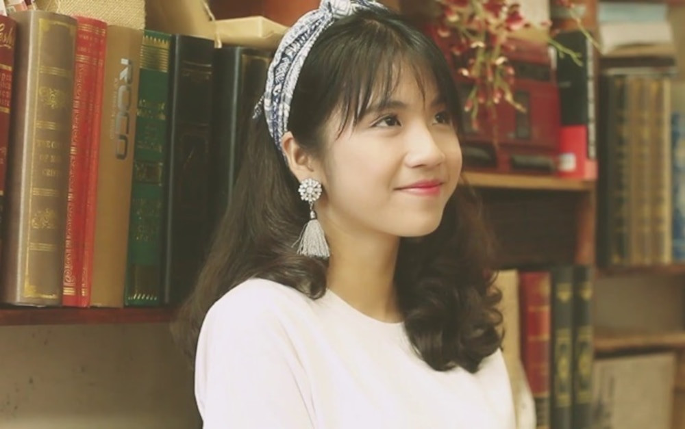 Cô nàng hiện đang sinh sống và học tập tại Nhật Bản. Lan Thy từng tâm sự mỗi năm về Việt Nam 2 lần, trong kỳ nghỉ hè và kỳ nghỉ đông.