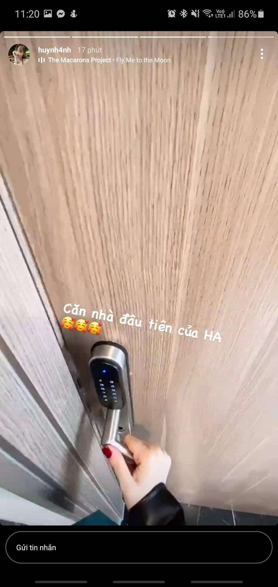 Trong hình ảnh mới nhất, Huỳnh Anh còn chia sẻ thêm về không gian trong căn hộ với diện tích rộng rãi, nhiều cửa sổ và view vô cùng đẹp. Ảnh: Chụp màn hình