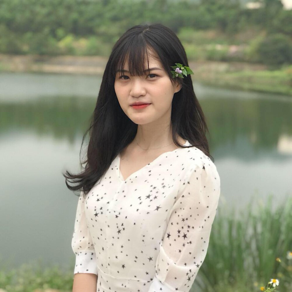 Hiện tại, Kiều Trang đang công tác tại công an phường Dịch Vọng, quận Cầu Giấy, Hà Nội. Thời gian vừa qua, cô gái quê Phú Thọ nhận nhiệm vụ ở mảng chống dịch của đơn vị.