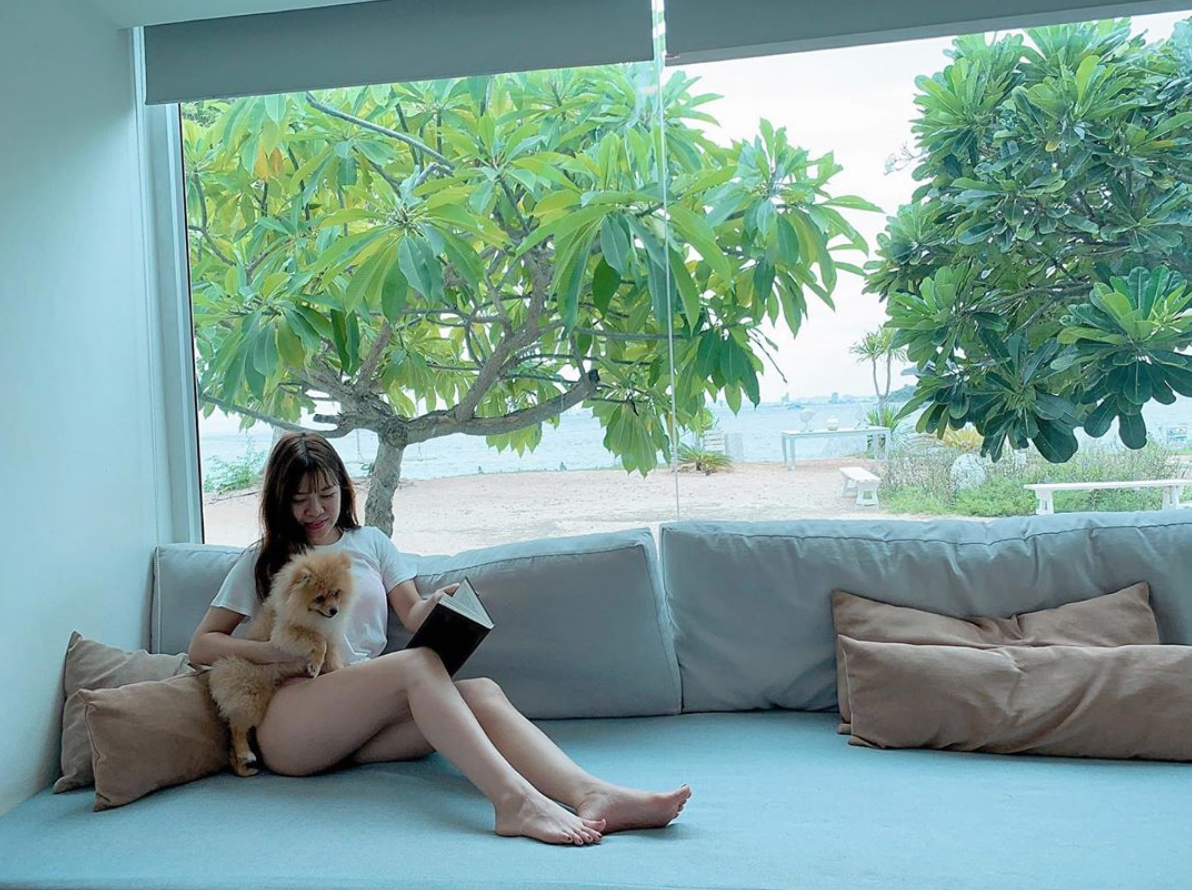 Mặc dù đã hẹn hò khá lâu và không hề có ý định giữ bí mật nhưng Đặng Văn Lâm và Yến Xuân chưa bao giờ thừa nhận cặp đôi đang hẹn hò.