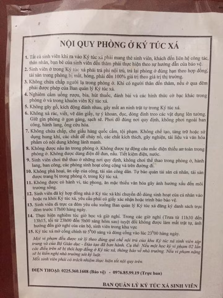 Nu sinh bi duoi khoi KTX vi nghe dien thoai dan mang noi gi?-Hinh-3