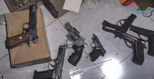 Ron nguoi kho sua chua, che tao sung quan dung cua giang ho Phu Yen-Hinh-6