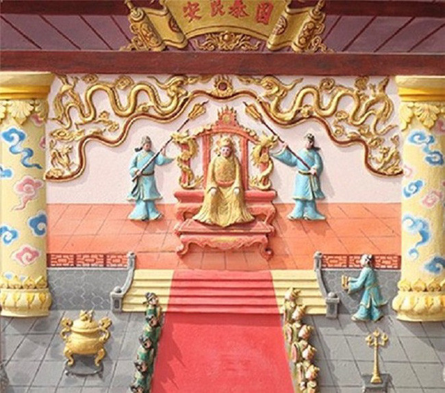 Bi kich cuoc doi nu hoang de duy nhat Viet Nam-Hinh-2