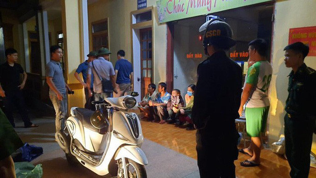 7. Đi tìm tiền rơi vãi, phát hiện người chết trong rừng: Trong khi đi lượm nhặt tiền của con bạc bị truy quét trong rừng ở Xã Sơn Tây (Hương Sơn, Hà Tĩnh), người dân phát hiện thi thể 1 nam giới ở gần vị trí bắt giữ sới bạc. Nạn nhân tử vong trong tư thế bị cọc cây rừng đâm xuyên mắt. Thi thể nam giới nói trên được xác định tên H., trú tại huyện Yên Thành, tỉnh Nghệ An. Cơ quan chức năng đang xem xét người này liên quan sới bạc hay không.