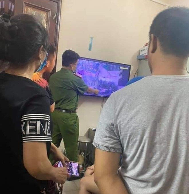 Bé trai 2 tuổi mất tích ở Bắc Ninh: Công an đang điều tra tất cả các hướng - Hình 2 Be trai 2 tuoi mat tich o Bac Ninh: Cong an dang dieu tra tat ca cac huong-Hinh-2