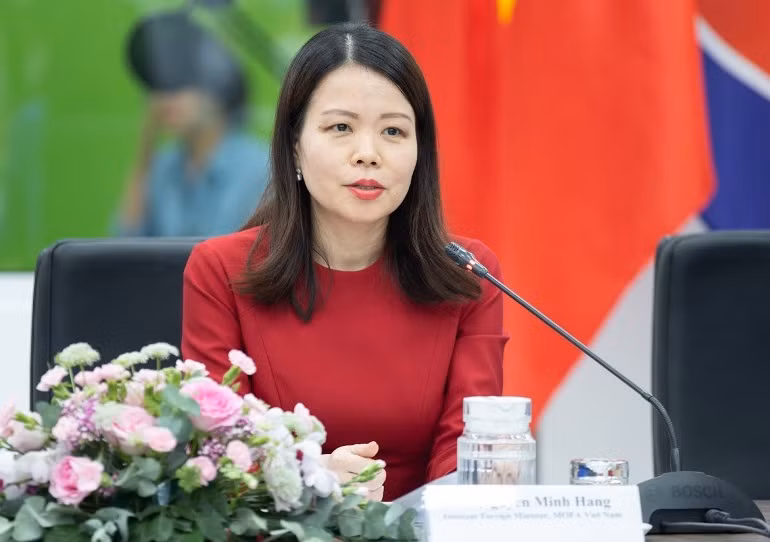 Hiện nay, bà Nguyễn Minh Hằng là Ủy viên Ban chấp hành Trung ương Hội Liên hiệp phụ nữ Việt Nam. 