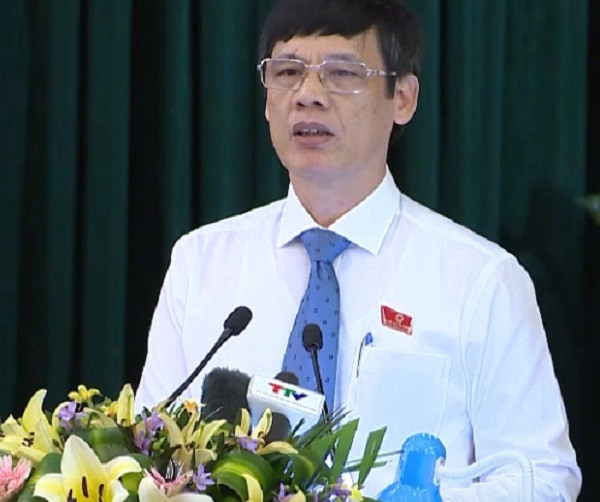 Ban Bí thư kết luận, ông Nguyễn Đình Xứng đã suy thoái về tư tưởng chính trị, đạo đức, lối sống; vi phạm nguyên tắc tập trung dân chủ, quy chế làm việc, quy định của Đảng, pháp luật của Nhà nước, quy định những điều đảng viên không được làm và trách nhiệm nêu gương, gây hậu quả rất nghiêm trọng, khó khắc phục, thiệt hại lớn ngân sách nhà nước, dư luận bức xúc, ảnh hưởng xấu đến uy tín của tổ chức đảng, chính quyền địa phương. Ban Bí thư quyết định kỷ luật Cách chức tất cả các chức vụ trong Đảng đối với ông Nguyễn Đình Xứng. 