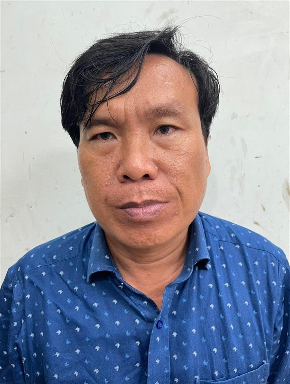 Vụ khởi tố Phó chủ tịch An Giang: Một giám đốc thu lợi bất chính gần 20 tỷ Vu khoi to Pho chu tich An Giang: Mot giam doc thu loi bat chinh gan 20 ty