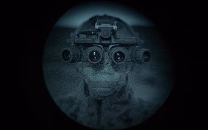 Thủy quân lục chiến Mỹ đang thử kính quang học trong cuộc Tập trận Kỹ thuật Hải quân tối tân 2018 (ANTX-18).