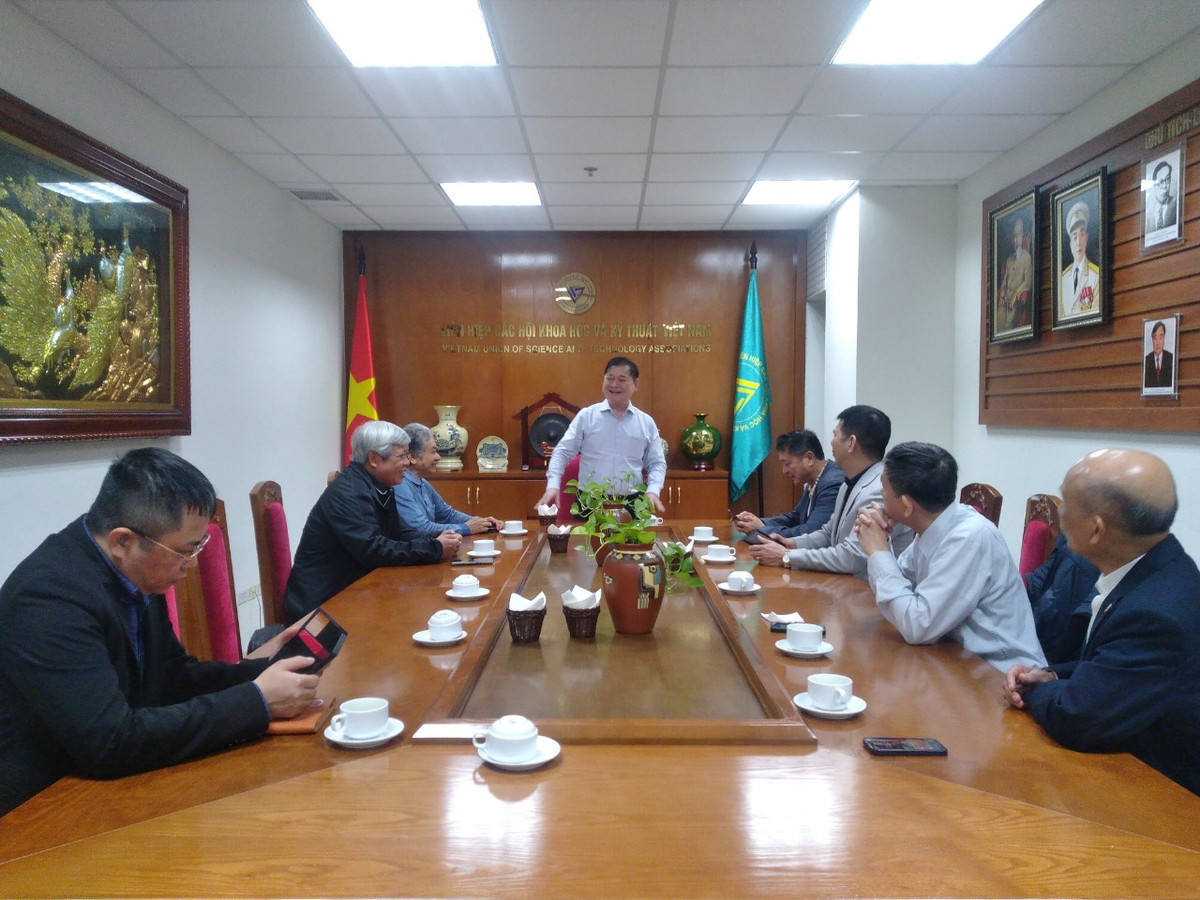 Khoi thi dua Khoa hoc Kinh te Moi truong va Bien doi khi hau trien khai nhiem vu nam 2024-Hinh-2