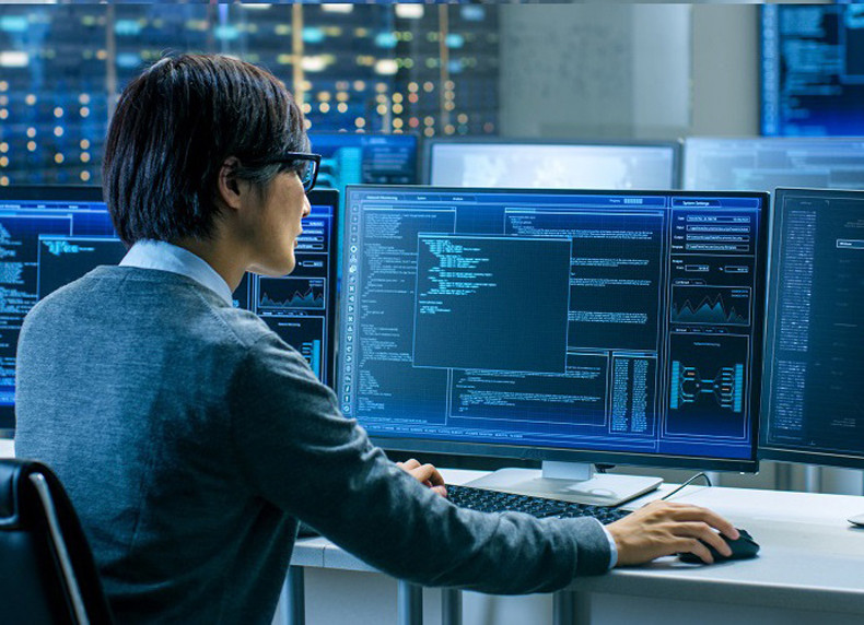 Doi mat voi lan song sa thai, luong IT nam 2024 van gay 