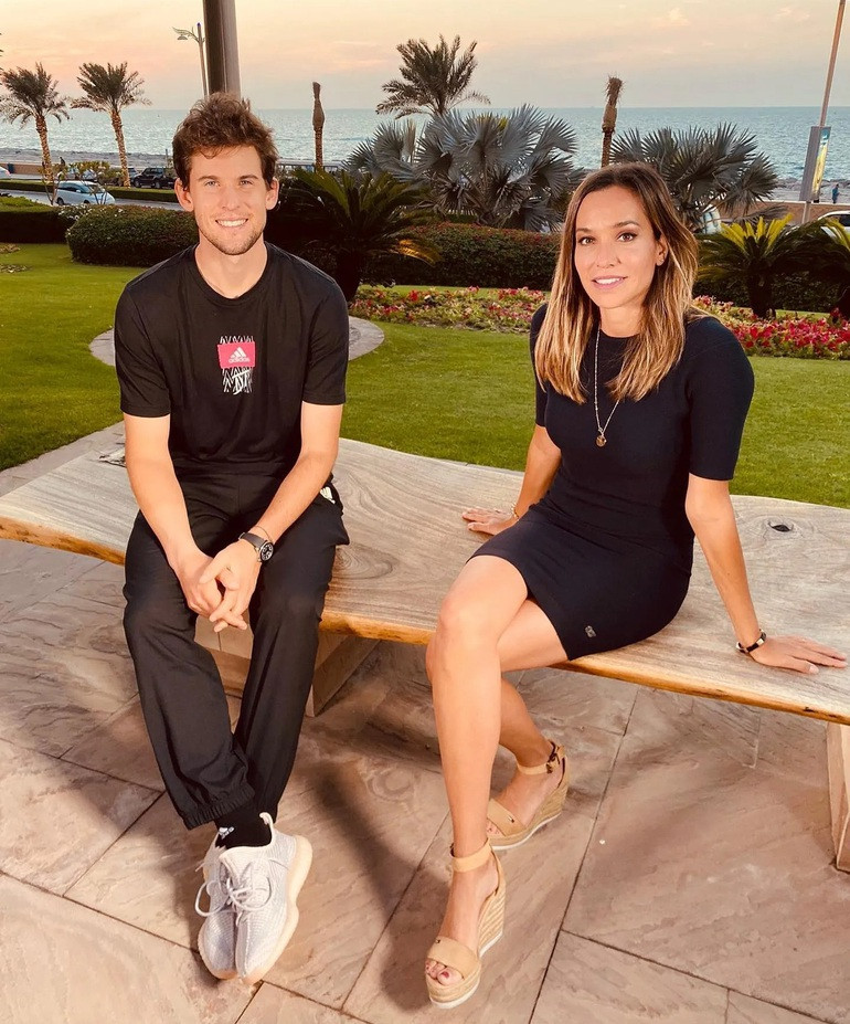 Ban gai tay dua Fernando Alonso gay an tuong voi ve dep quyen ru-Hinh-3