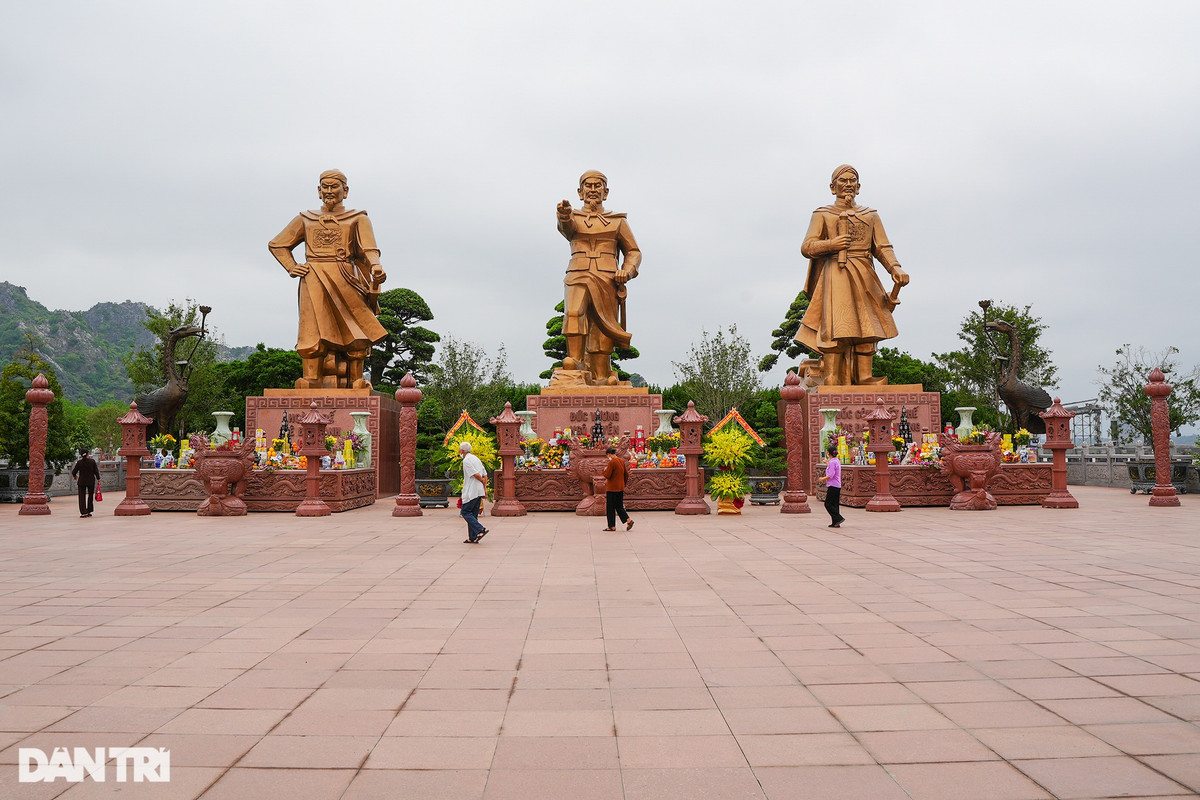 Can canh bai coc Cao Quy: Chung tich lich su tren song Bach Dang-Hinh-4