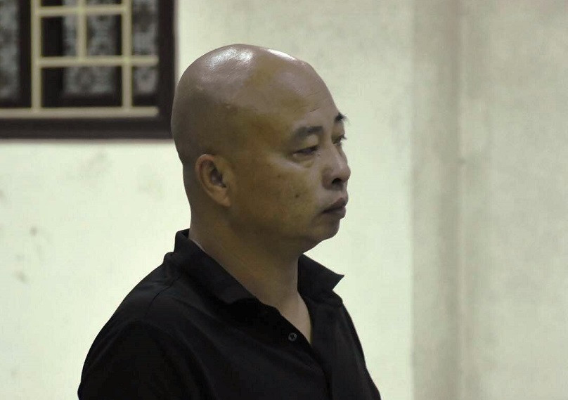 Tại phiên toà, Đường Nhuệ nói rằng, cảm thấy mình không vi phạm pháp luật". Đường trình bày được các cơ sở dịch vụ mời vào Hiệp hội tang lễ làm. Về số tiền nhận từ các chủ cơ sở dịch vụ tang lễ, Đường "Nhuệ" nói chi trả cho việc ăn uống chung, việc ma chay, hiếu hỉ và cả từ thiện. Nguyễn Xuân Đường một lần nữa cho rằng mình không phạm tội, không ăn chặn trên xác chết như dư luận gán ghép. “Bị cáo phải tù lâu bị cáo sẽ chấp nhận nhưng mong HĐXX làm rõ tình tiết, để bị cáo tâm phục, khẩu phục", Đường "Nhuệ" trình bày tại toà.