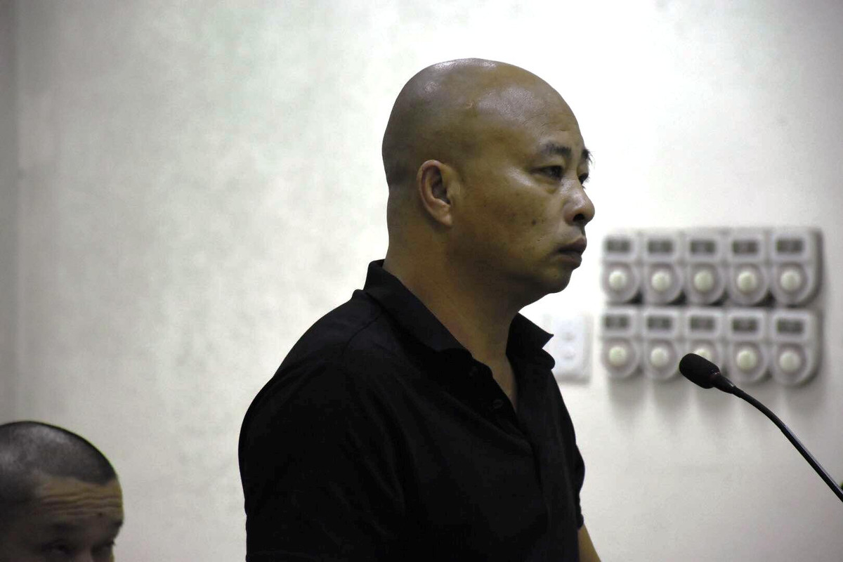 HĐXX TAND cấp cao tại Hà Nội nhận định, trong 7 bị cáo chỉ có bị cáo Nguyễn Xuân Đường không thừa nhận hành vi phạm tội, 6 bị cáo khác, trong đó có Nguyễn Thị Dương (vợ của Đường) trong quá trình điều tra đã nhận tội. Bị cáo Dương cũng có đơn kháng cáo bản án của TAND tỉnh Thái Bình nhưng sau đó đã tự nguyện rút đơn và khắc phục hậu quả.