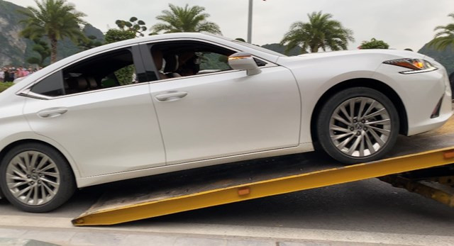 Bộ luật tố tụng hình sự cũng quy định trường hợp người có trách nhiệm bảo quản vật chứng mà để mất mát, hư hỏng, phá hủy niêm phong, tiêu dùng, sử dụng trái phép, chuyển nhượng, đánh tráo, cất giấu, hủy hoại vật chứng của vụ án thì tuỳ tính chất, mức độ vi phạm mà bị xử lý kỷ luật hoặc bị truy cứu trách nhiệm hình sự theo quy định của luật.