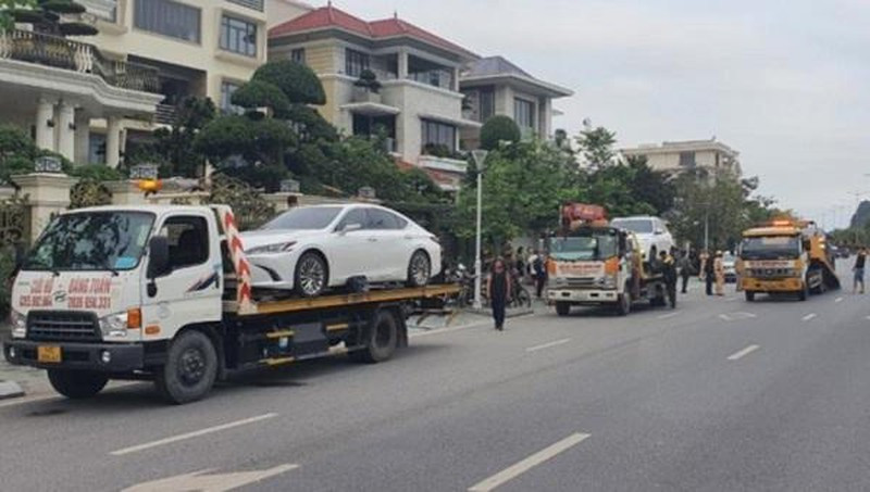 Trong quá trình điều tra, truy tố, xét xử, cơ quan, người có thẩm quyền quy định tại Khoản 1 Điều 106 Bộ luật Tố tụng hình sự 2015 có quyền: Trả lại ngay tài sản đã thu giữ, tạm giữ nhưng không phải là vật chứng cho chủ sở hữu hoặc người quản lý hợp pháp tài sản đó; Trả lại ngay vật chứng cho chủ sở hữu hoặc người quản lý hợp pháp nếu xét thấy không ảnh hưởng đến việc xử lý vụ án và thi hành án…