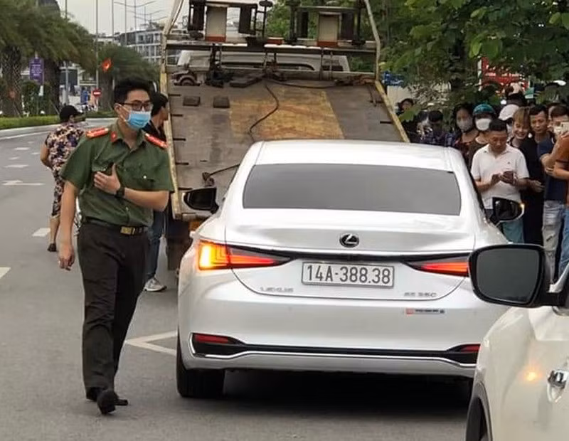 Vật chứng thu thập được phải được cơ quan tố tụng bảo quản theo quy định tại Điều 90 Bộ luật Tố tụng hình sự 2015 cụ thể như sau: Bảo quản nguyên vẹn, không để mất mát, lẫn lộn, hư hỏng. Việc bảo quản vật chứng được thực hiện theo quy định tại Khoản 1 Điều 90 Bộ luật này.