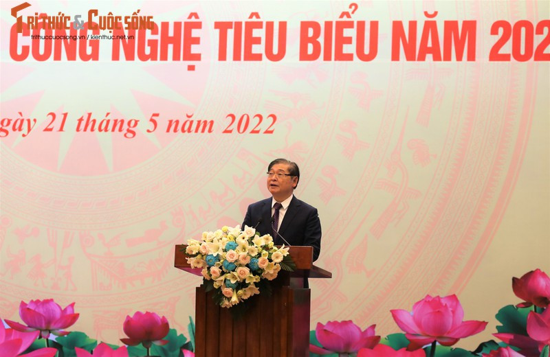 Toan van phat bieu Chu tich VUSTA tai Le ton vinh tri thuc KH&CN tieu bieu nam 2022