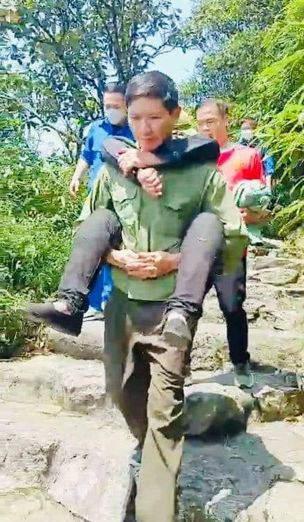 Ky tich: Duoc cuu sau 7 ngay roi xuong vuc khi di chua Yen Tu-Hinh-3