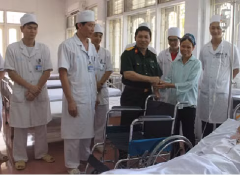 Bệnh viện Quân y 110 thuộc Cục Hậu cần, Quân khu 1 là Bệnh viện đa khoa hạng 1, có địa chỉ tại phường Thị Cầu, TP Bắc Ninh, tỉnh Bắc Ninh và cơ sở 2 ở xã Dĩnh Trì, TP Bắc Giang, tỉnh Bắc Giang. Bệnh viện này có nhiệm vụ khám bệnh, thu dung, cấp cứu, điều trị cho các đơn vị quân đội trên tuyến, cơ quan, đơn vị, công ty và nhân dân trên địa bàn đơn vị đóng quân, sẵn sàng thực hiện các nhiệm vụ khác khi được cấp trên giao.