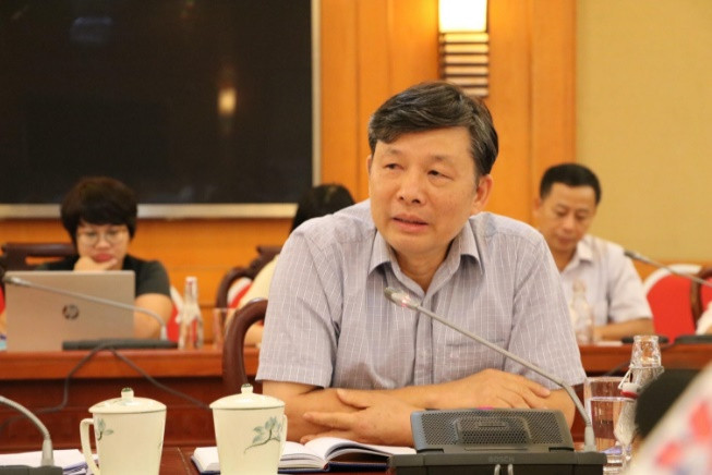 Khiển trách ông Nguyễn Đình Hậu - Ủy viên Ban Chấp hành Đảng bộ nhiệm kỳ 2015 - 2020, Bí thư Chi bộ, Vụ trưởng Vụ Khoa học và Công nghệ các ngành kinh tế - kỹ thuật, Bộ Khoa học và Công nghệ.