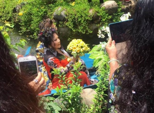 Tham cung bi su chuyen MC Thanh Bach ket hon den 8 lan-Hinh-4