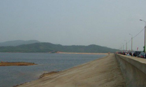 Ha Tinh noi gi ve thong tin xa nuoc ‘’phi tang’’ chat thai cua Formosa?