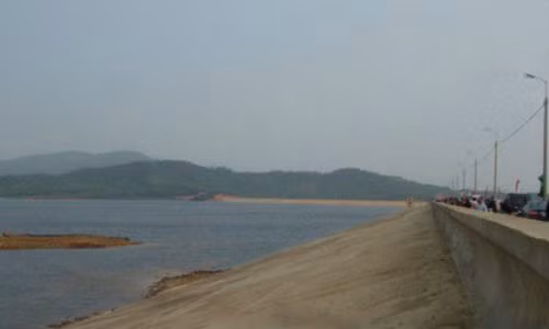 Ha Tinh noi gi ve thong tin xa nuoc ‘’phi tang’’ chat thai cua Formosa?