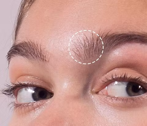 Lông mày dày đậm mà nhìn rõ chân lông mày là người dục vọng quá cao. Lông mày thô, sát gần mắt, thêm ánh mắt vô thần, lờ đờ chủ quan tụng thị phi nhiều, tài vận không tốt.