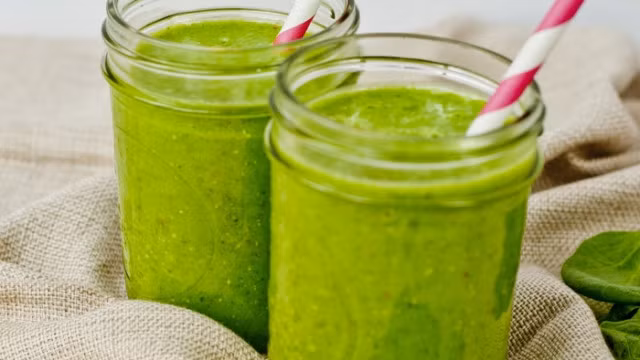 3 loai nuoc ep rau chan vit giup giam can, ngua benh, dep da-Hinh-2