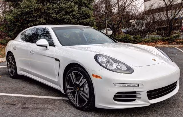 Soi gia sieu xe cua nguoi tinh tin don Ho Ngoc Ha-Hinh-2