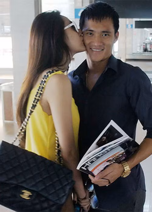 Những hình ảnh ngọt ngào và cuộc sống hạnh phúc như mơ của cặp đôi khiến nhiều người phải ghen tỵ.