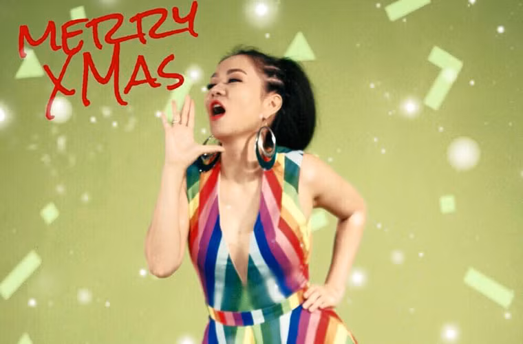 Thu Minh gửi lời chúc Giáng sinh tràn ngập tình yêu thương, hạnh phúc trọn vẹn đến fan hâm mộ.