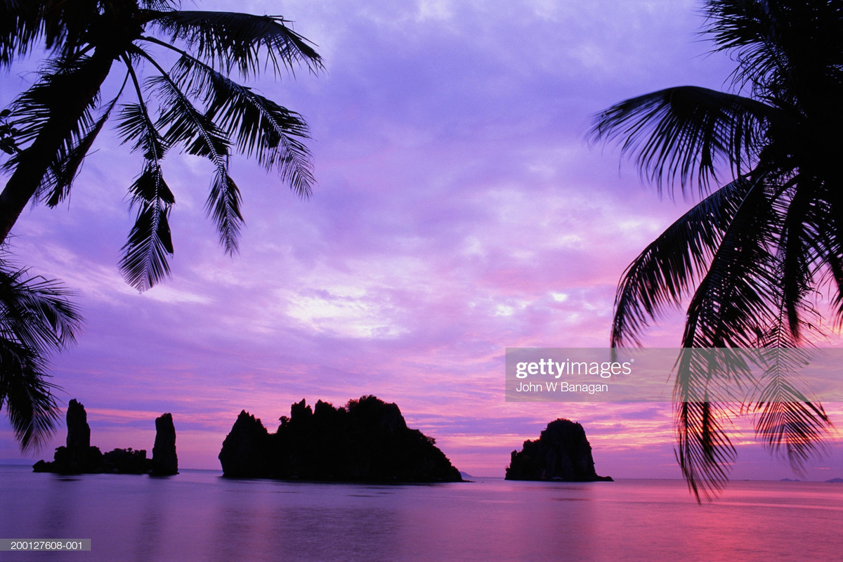 Hoàng hôn trên bãi Dương, Hà Tiên. Ảnh: John Banagan/ Getty.