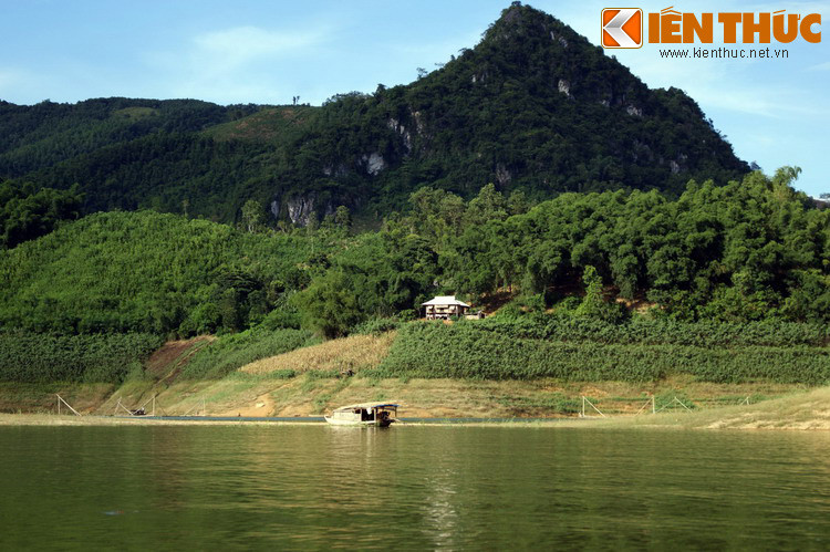 Ngày nay, với cảnh sắc thiên nhiên hoang sơ và kỳ vĩ, Thung Nai trở thành một thắng cảnh nổi tiếng của tỉnh Hòa Bình.