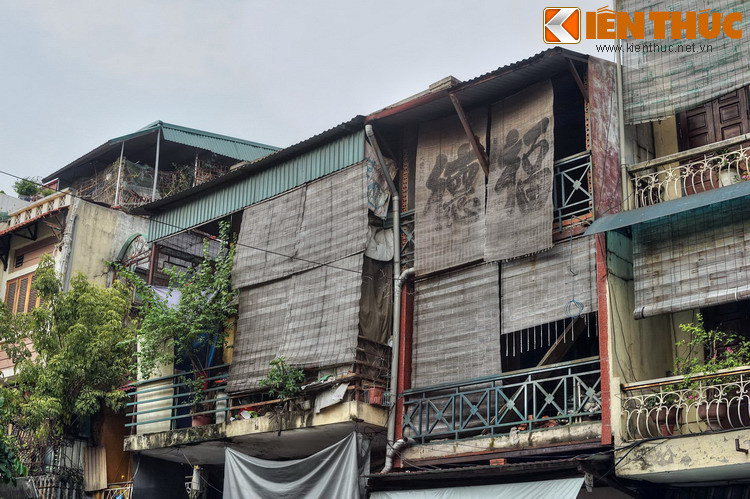 Một số hình ảnh khác về phố Hàng Ngang.