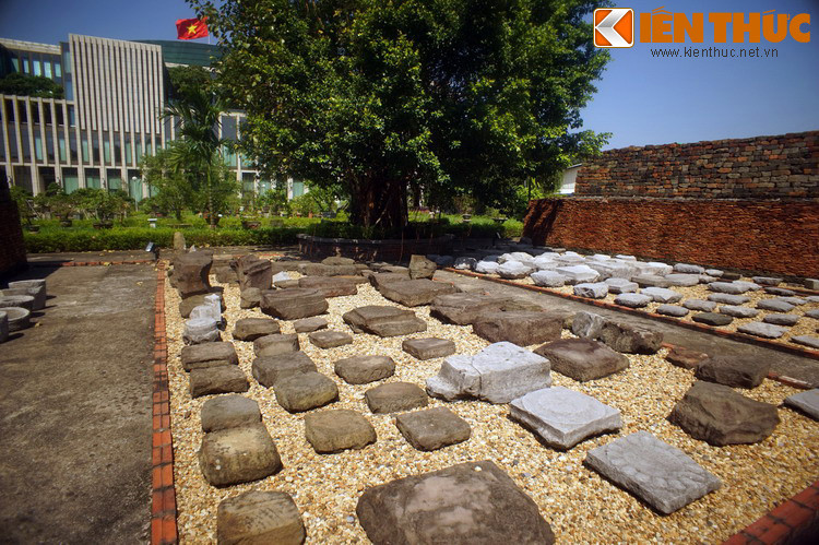 Sau 8 năm được phát lộ, đến ngày 2/10/2010, khu Di tích khảo cổ học 18 Hoàng Diệu đã chính thức mở cửa đón công chúng. Kể từ đó cho đến nay, khu khảo cổ này đã trở thành một hạng mục có tầm quan trọng đặc biệt của Di sản thế giới Hoàng Thành Thăng Long.